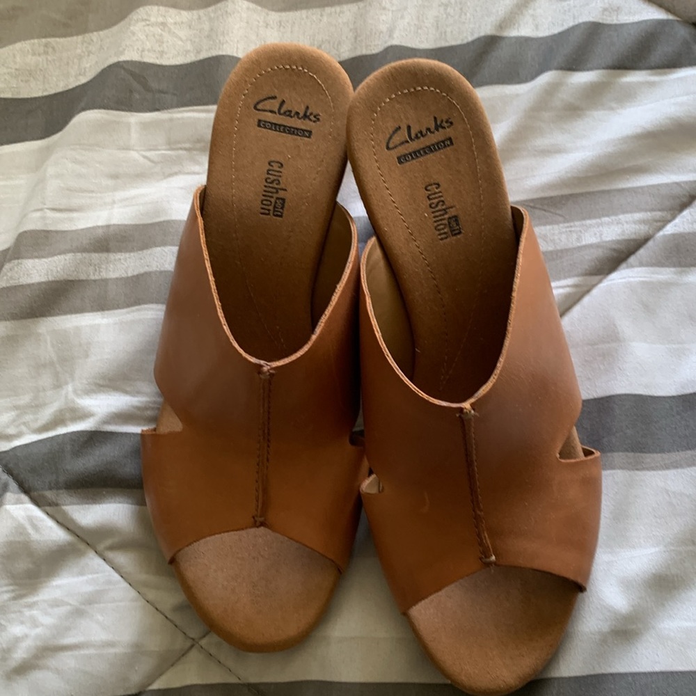 Clark’s Collection - Picture 2 of 2